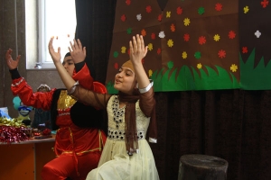 Children performing Arash the Archer Children performing Arash the Archer