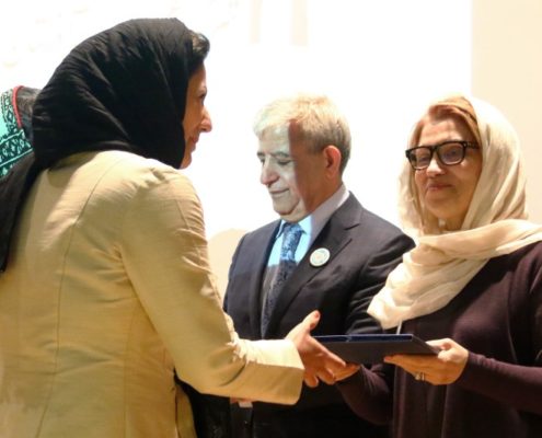 تقدیر از معلمان برگزیده و همکاران برنامه