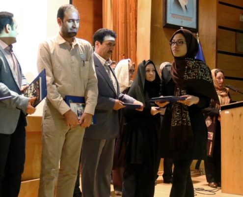 تقدیر از معلمان برگزیده و همکاران برنامه