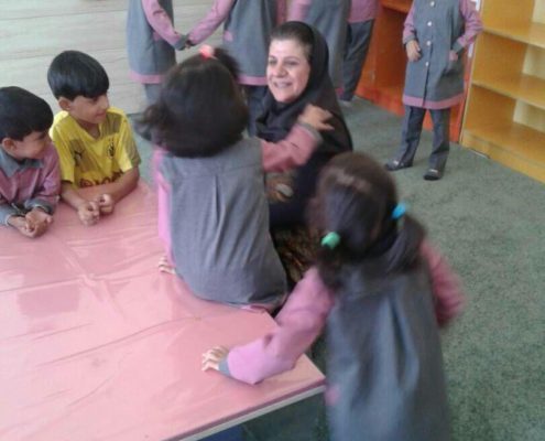 بلندخاونی کتاب بوسه‌هایی برای بابا، اوز، مهر 96