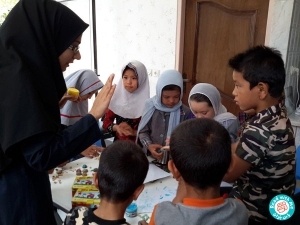 Afghan girls in Malekshahr (8) Literacy Education for Afghan girls and boys