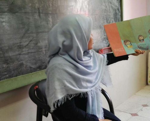 بلندخوانی کتاب چرا باید دست‌هایم را بشویم وقتی کثیف نیستند، محمودآباد، اردیبهشت 97