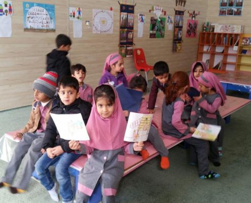 بلندخوانی کتاب خانم زری به گردش می‌رود، اوز، دی 96