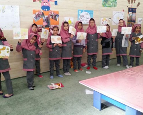بلندخوانی کتاب خانم زری به گردش می‌رود، اوز، دی 96
