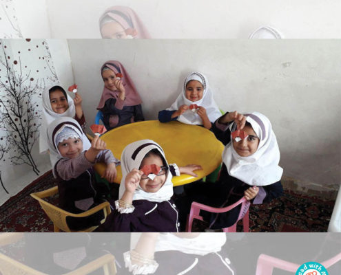 آموزش خلاق کودک‌محور با لوازم و امکانات اندک