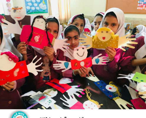 کتابخوانی راهی برای تقویت دوستی‌ها